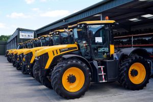 Які тракторні запчастини є найбільш важливими